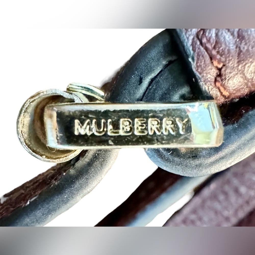 Mulberry | Pebbled Leather Fold-Over Cross-Clutch - Picture 9 of 12